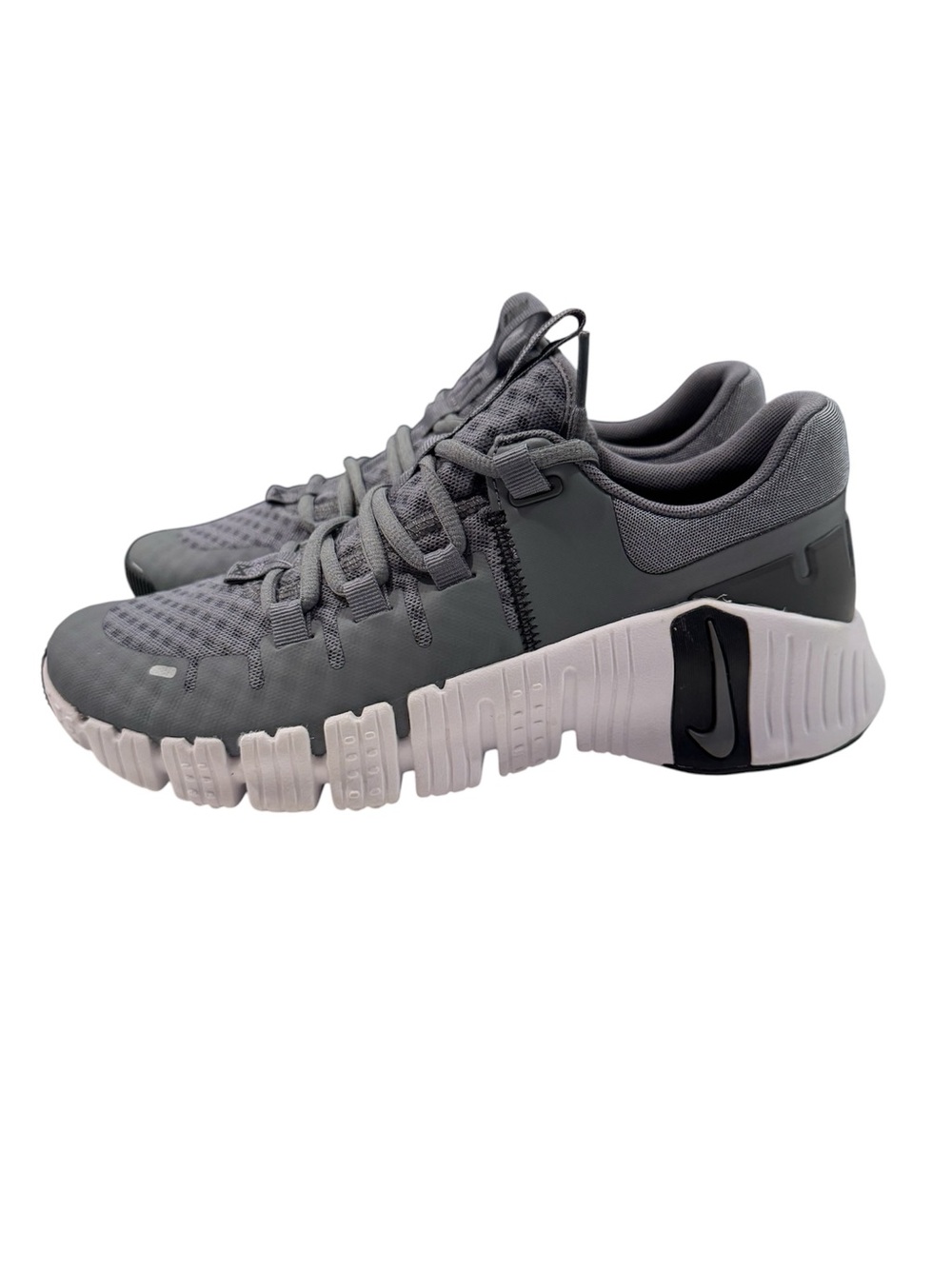 Nike Free Metcon 5 Smoke Gray Training Sneakers Size 7 M 8.5 W DV3949-003 NEW
